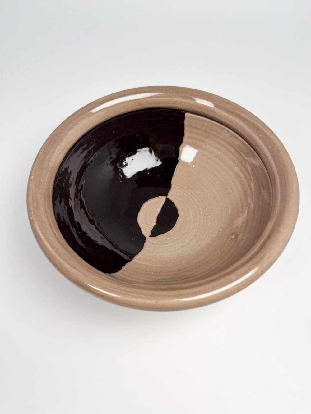 Hand thrown ceramic bowl / Michael Simon inspired studio pottery - Picture 1 of 9